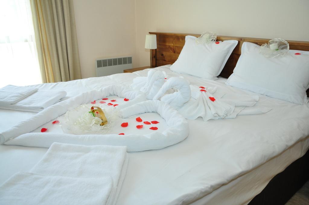 בנסקו 3 Mountains Hotel מראה חיצוני תמונה